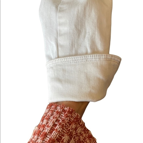 CHICO’S WOMEN’S WHITE JEAN JACKET      SIZE 1  (Juniors) - Picture 3 of 5